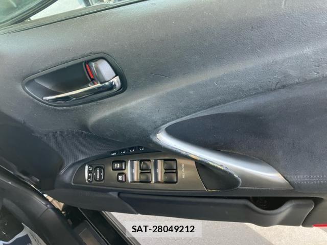Lexus IS 2005-12 7220905-8