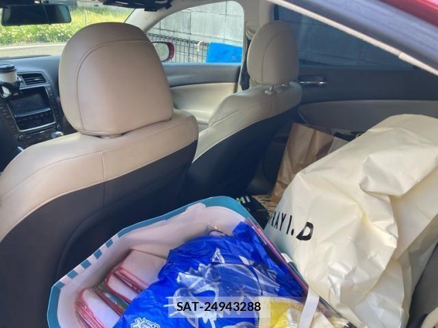 Lexus IS 2008-09 7220907-15