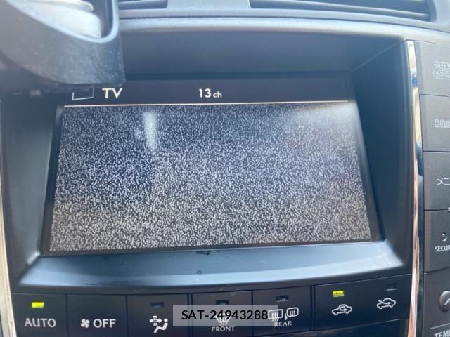 Lexus IS 2008-09 7220907-25