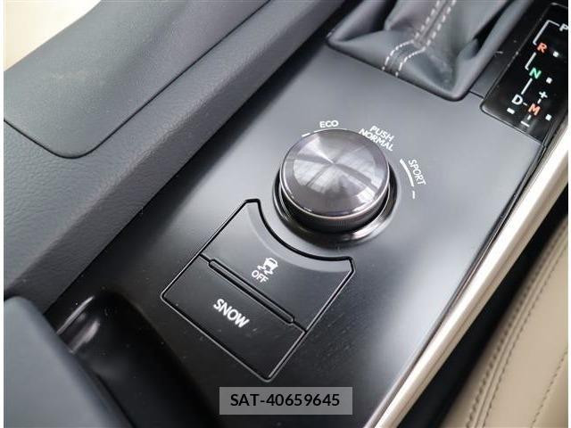 Lexus IS 2013-09 7220916-23