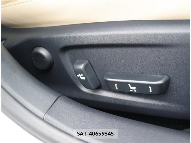 Lexus IS 2013-09 7220916-27
