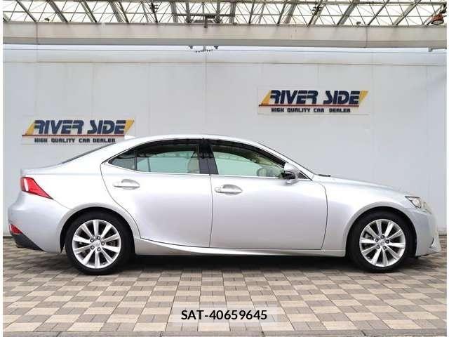 Lexus IS 2013-09 7220916-4