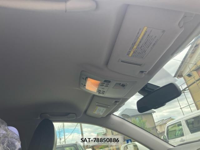 Lexus IS 2011-09 7220915-13
