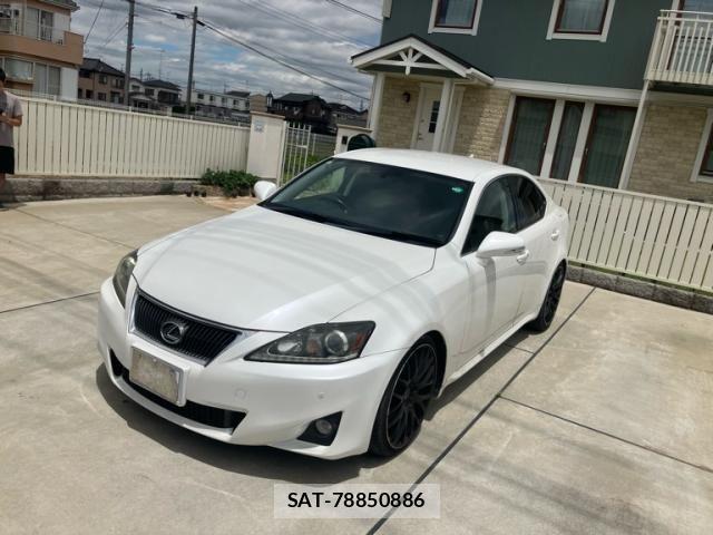 Lexus IS 2011-09 7220915-1