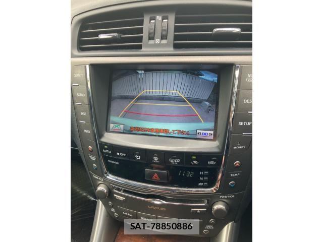 Lexus IS 2011-09 7220915-22