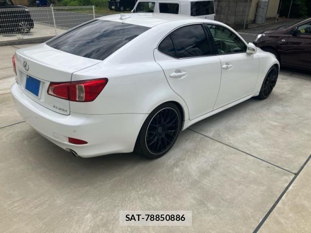Lexus IS 2011-09 7220915-3