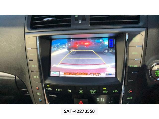 Lexus IS 2012-02 7220913-16