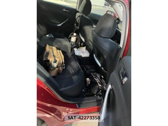 Lexus IS 2012-02 7220913-6