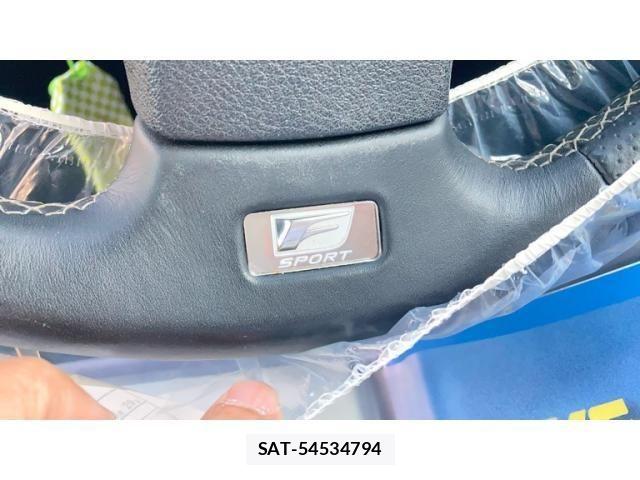 Lexus IS 2012-05 7272221-24