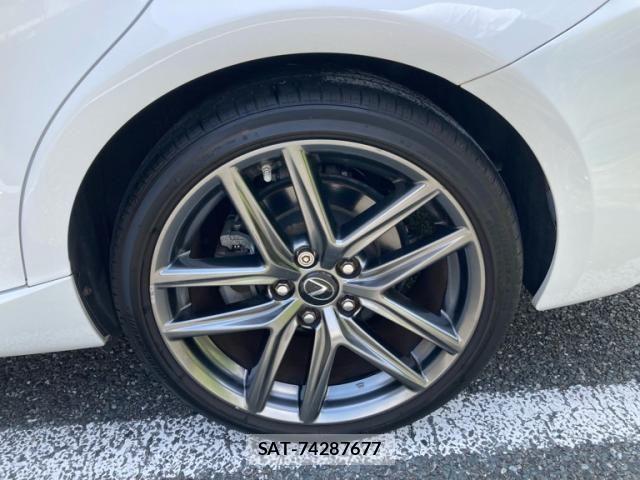 Lexus IS 2014-07 7328012-6