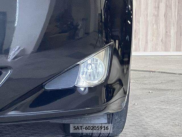 Lexus IS 2007-06 7358477-21