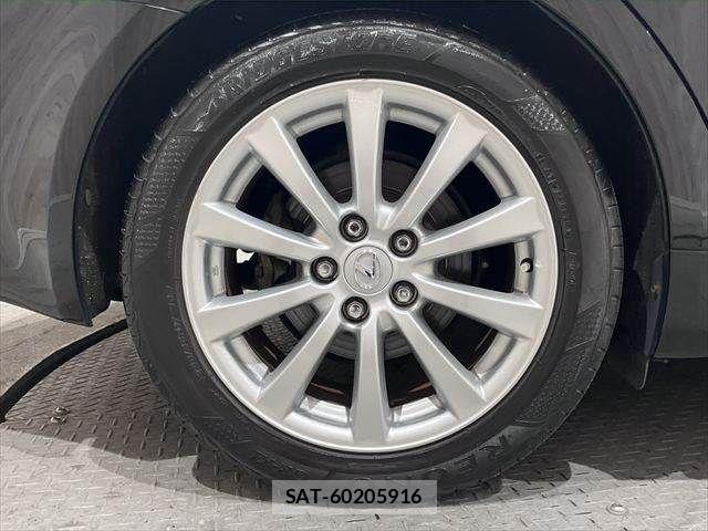 Lexus IS 2007-06 7358477-23