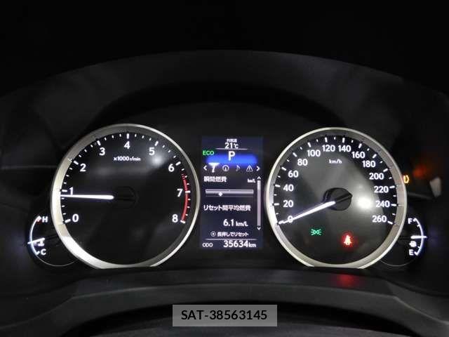 Lexus IS 2013-06 7358476-19