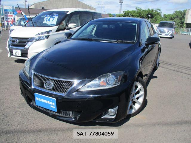Lexus IS 2011-08 7455378-0