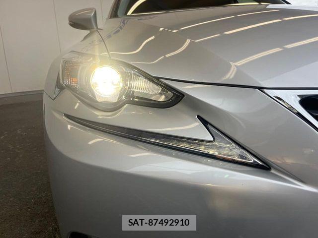 Lexus IS 2013-08 7501260-12