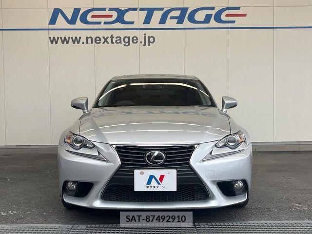Lexus IS 2013-08 7501260-14