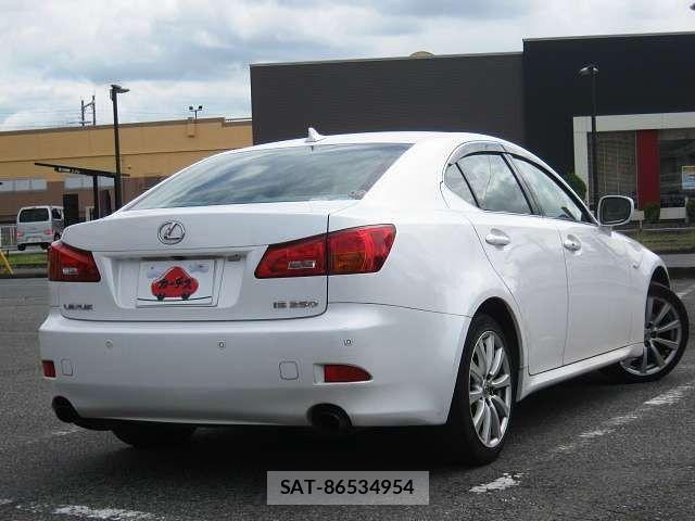 Lexus IS 2008-03 7617635-2