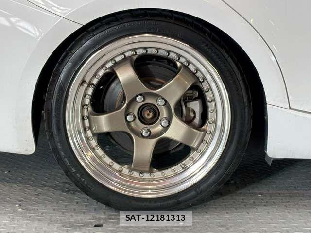Lexus IS 2013-09 7725036-17