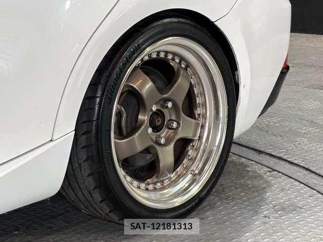 Lexus IS 2013-09 7725036-4