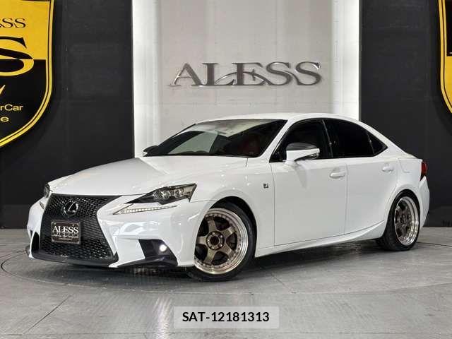 Lexus IS 2013-09 7725036-8