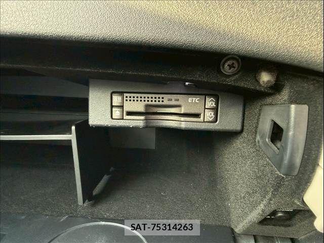 Lexus IS 2008-11 7725039-14