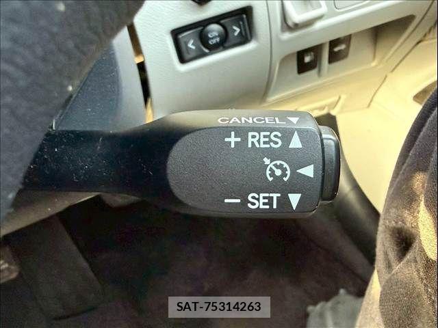Lexus IS 2008-11 7725039-4