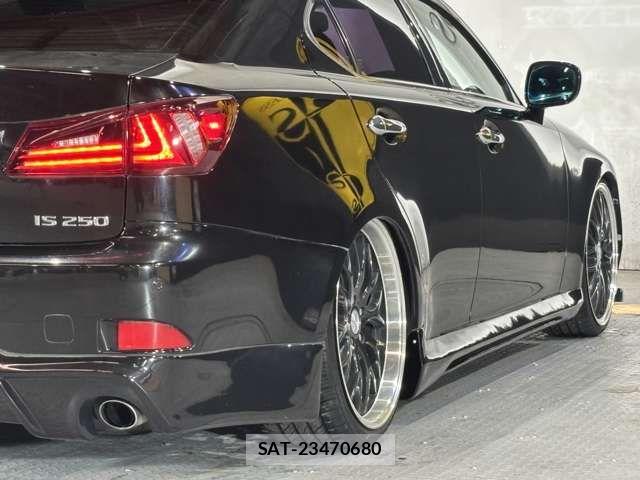 Lexus IS 2007-09 7725037-2