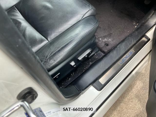 Lexus IS 2006-10 7725041-11
