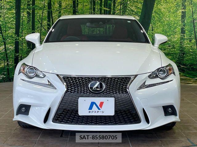 Lexus IS 2014-11 7979756-13