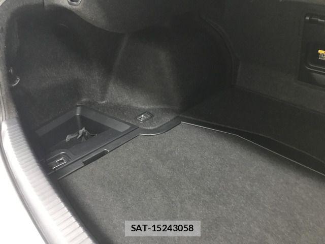 Lexus IS 2012-05 8036399-14