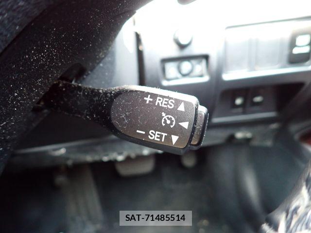 Lexus IS 2006-09 8074331-15