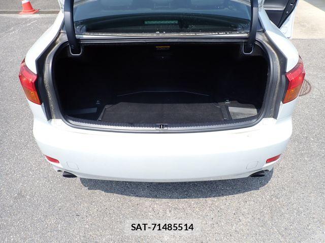 Lexus IS 2006-09 8074331-20