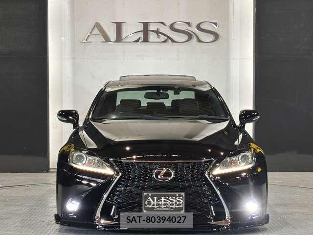 Lexus IS 2011-02 8074333-8