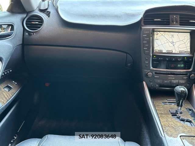 Lexus IS 2008-11 8074334-19