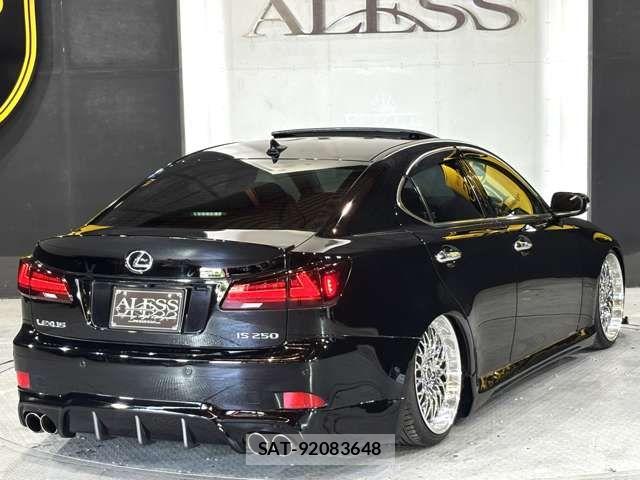Lexus IS 2008-11 8074334-2