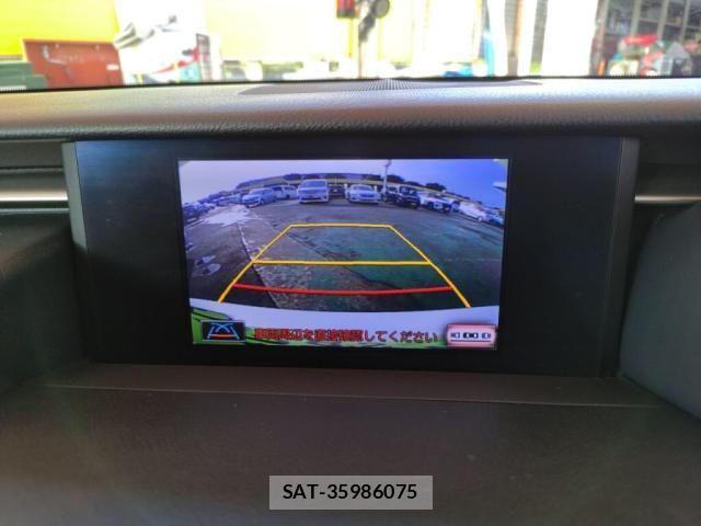 Lexus IS 2014-03 8074332-17