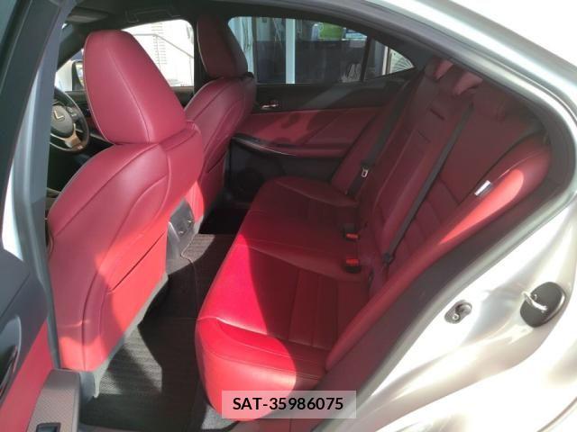 Lexus IS 2014-03 8074332-22