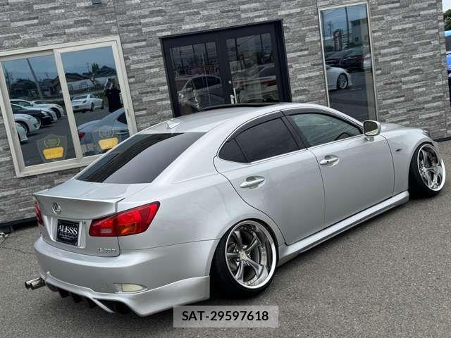 Lexus IS 2007-09 8100118-1