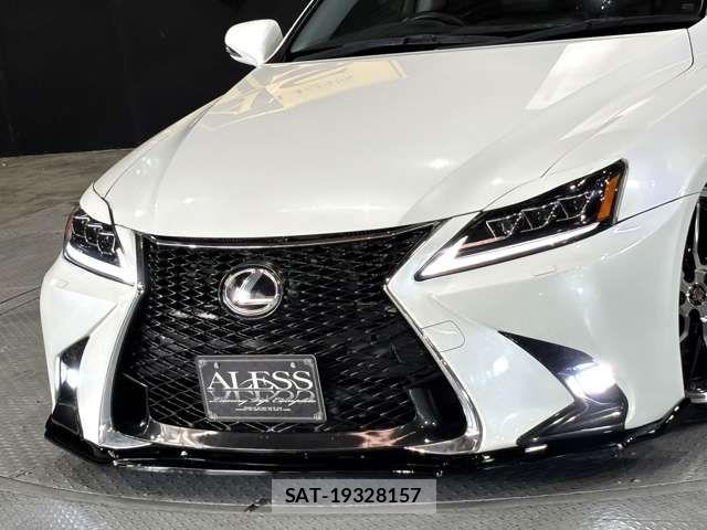 Lexus IS 2009-06 8146056-9