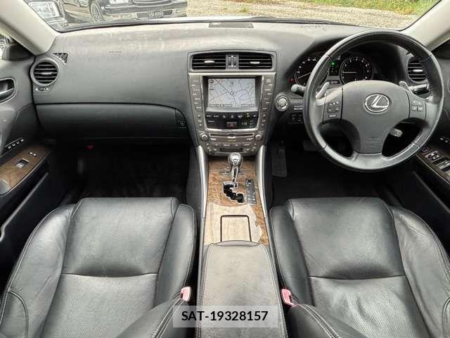 Lexus IS 2009-06 8146056-18