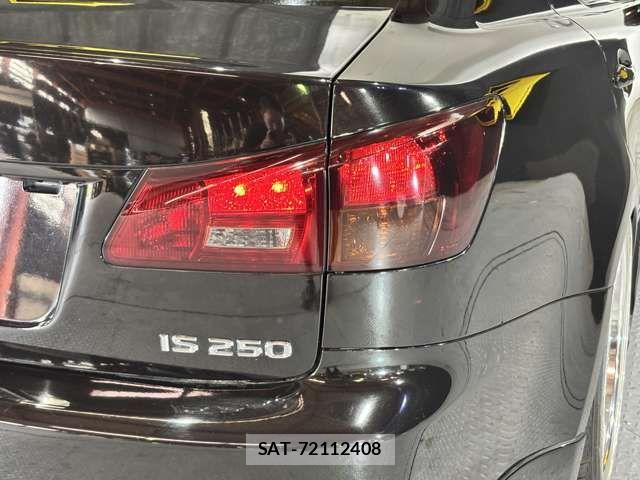 Lexus IS 2007-11 8146058-13