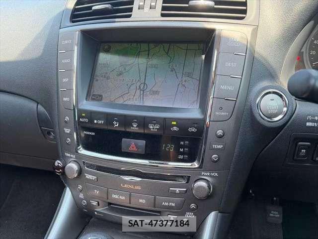Lexus IS 2008-11 8208356-6