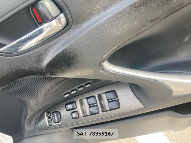 Lexus IS 2007-09 8230605-10