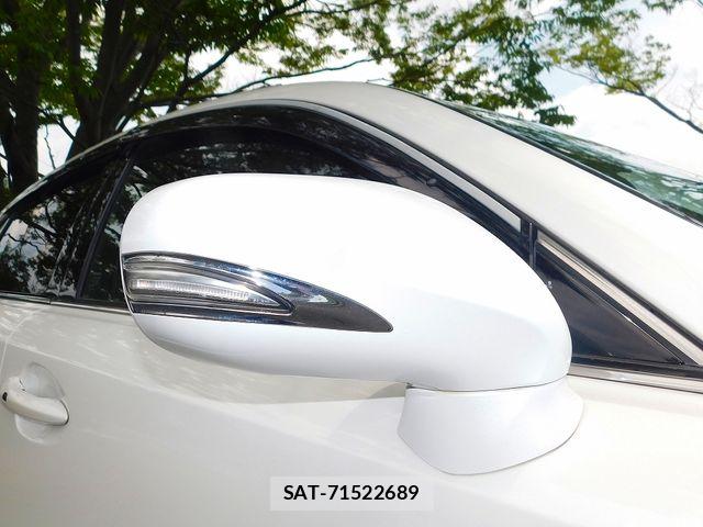 Lexus IS 2011-03 8245712-17