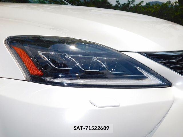Lexus IS 2011-03 8245712-7