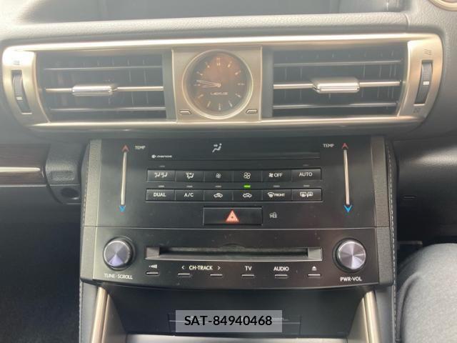 Lexus IS 2013-11 8245710-17