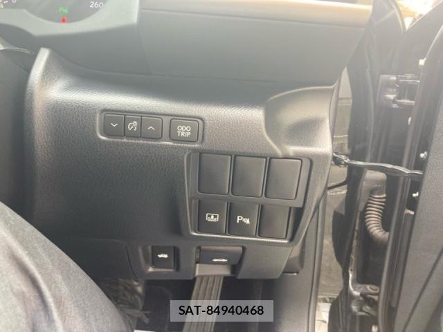 Lexus IS 2013-11 8245710-19