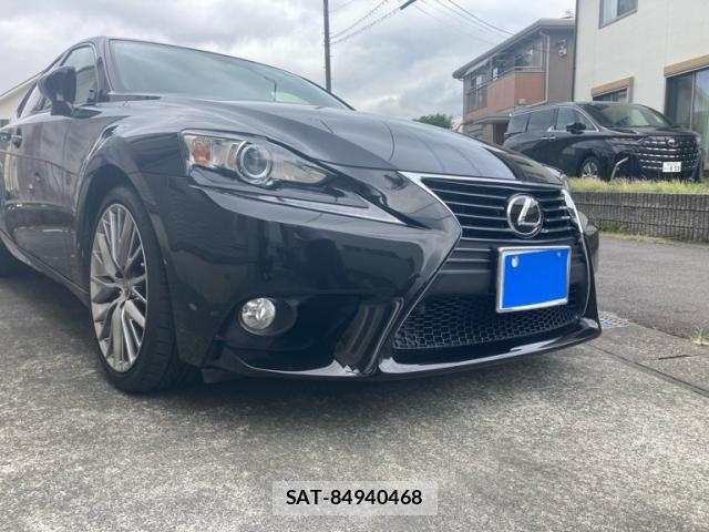 Lexus IS 2013-11 8245710-2