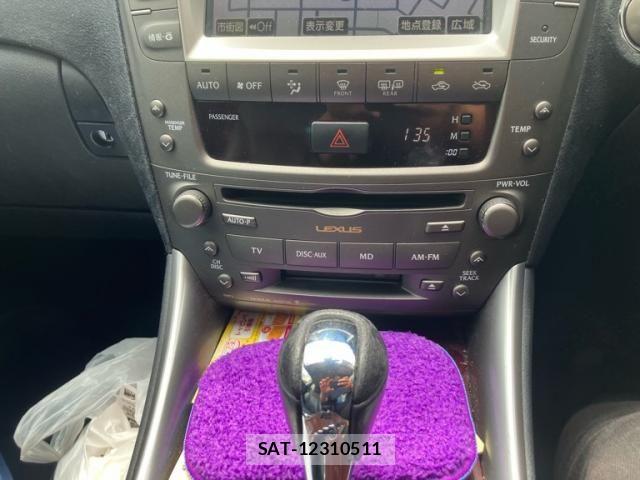 Lexus IS 2007-03 8315175-22