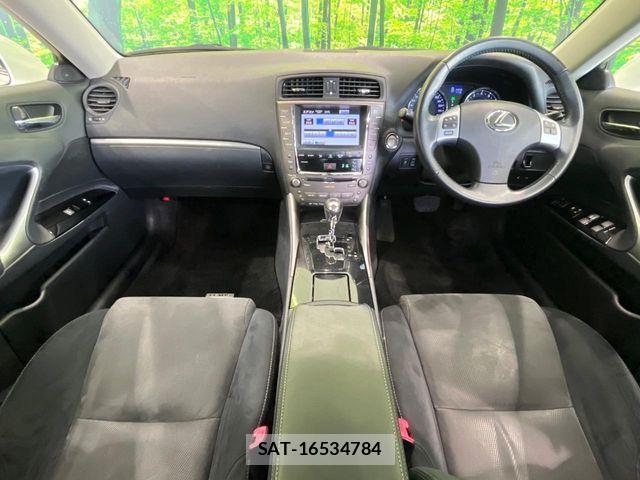 Lexus IS 2010-10 8315173-1